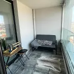 Apartmán With Panoramic View By The Hockey Arena *